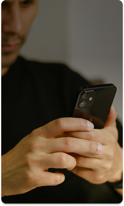 Field technician using the Octozy app on site